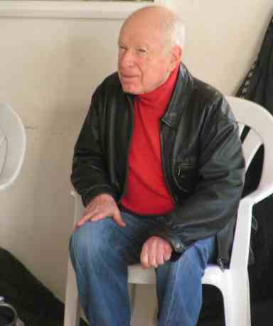 Peter Brook, evidently enjoying the performance